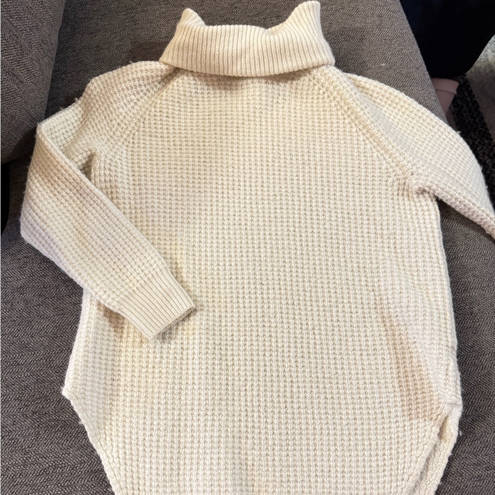 RW&CO Cream Turtleneck Sweater